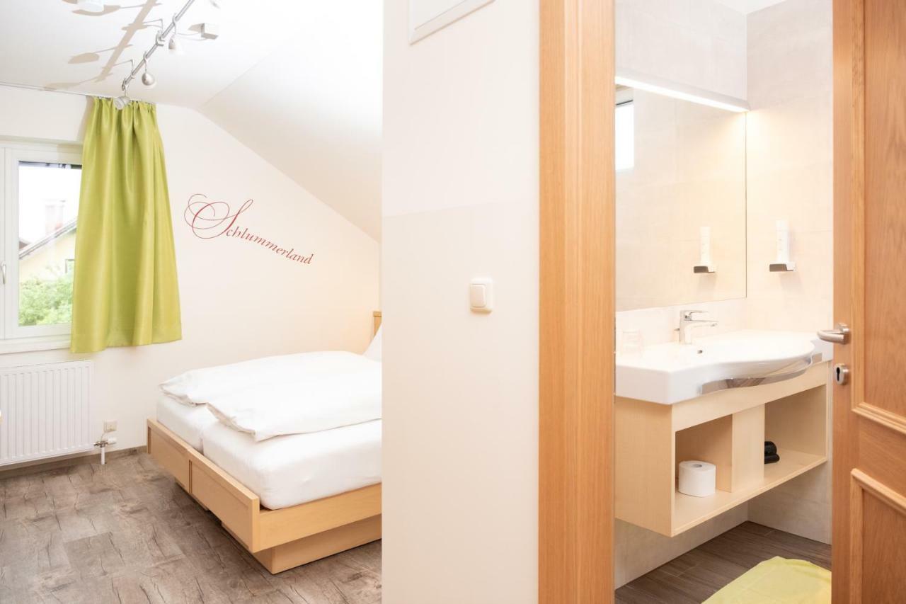 Gasthof Neuwirt Eugendorf Kültér fotó